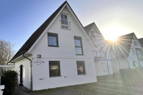Ferienwohnung in ruhiger Lage und mit Balkon - Ferienhaus Solamar FeWo OG